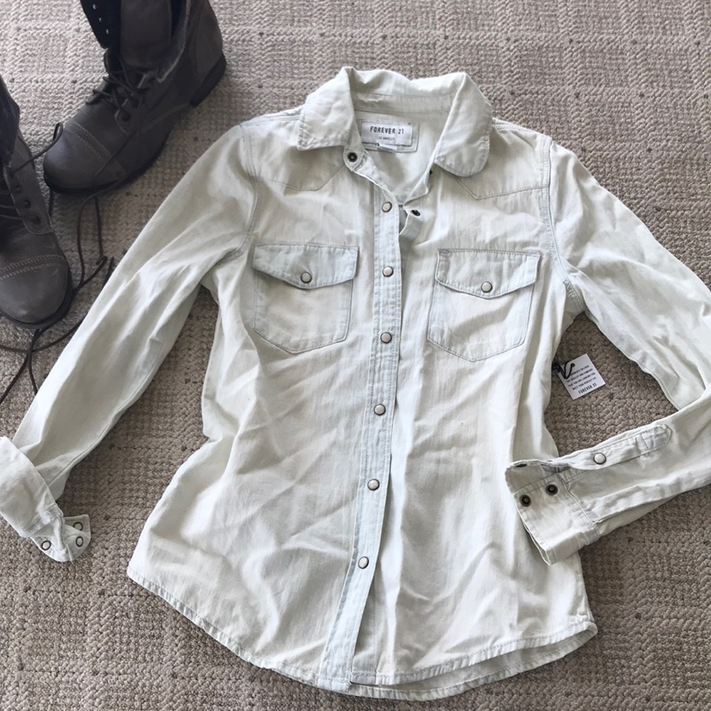 Light Wash Chambray Top